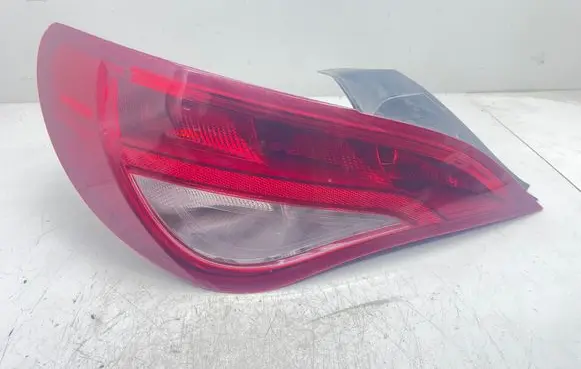 Mercedes-Benz CLA C117 X117 W117 Rear/tail lights HLC117L0Q06 21180107 A1179060101