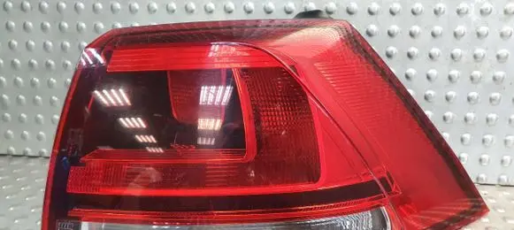 Volkswagen Golf VII Rear/tail lights 5G0945096P