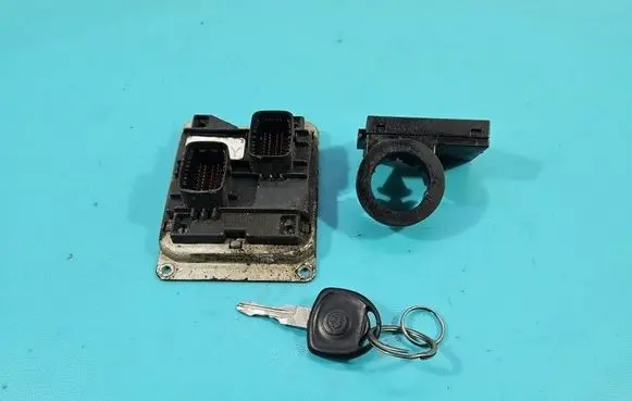 Opel Corsa B Engine control unit/module ECU 0261204058 IMPRK1513719