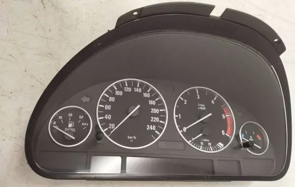 BMW 5 E39 Speedometer (instrument cluster) 88311242