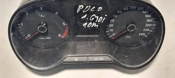 Volkswagen Polo V 6R Speedometer (instrument cluster) 6R0920861CX V03041020 1020701336