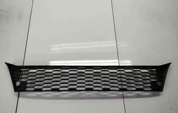 Front bumper lower grill