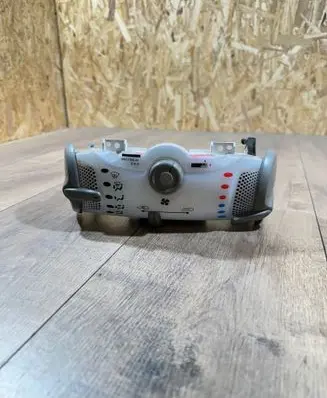 Toyota Aygo AB10 Climate control unit 69610009 P69610009A90F8 559000H0040