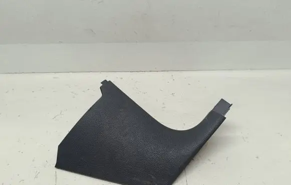 Foot area side trim