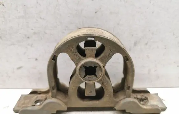 Muffler mount bracket/holder