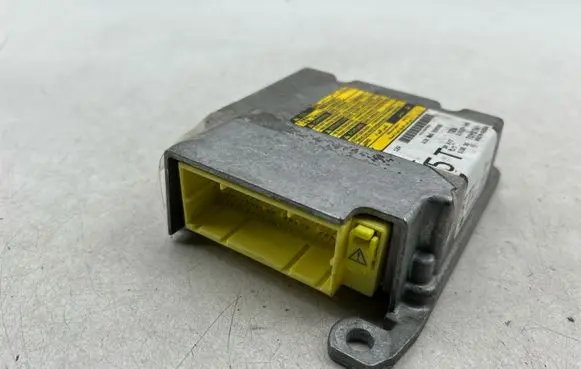 Toyota Auris 150 Airbag control unit/module 8917002560
