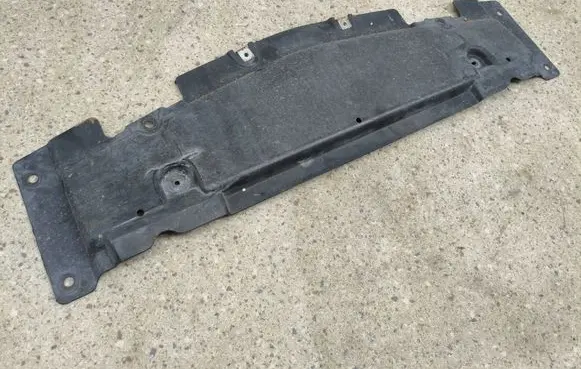 Mercedes-Benz GL X166 Front bumper skid plate/under tray A1665240130