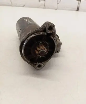 Volkswagen Crafter Starter motor 076911023A