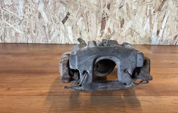 Opel Signum Rear brake caliper