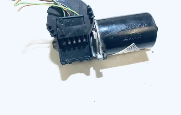 Audi A6 S6 C5 4B Wiper motor 0390241140