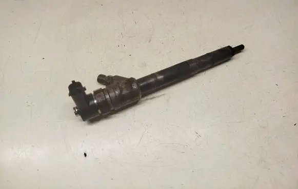 Hyundai H-1, Starex, Satellite Fuel injector 338004a600 0445110278