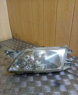 Mazda Premacy Headlight/headlamp P1990L