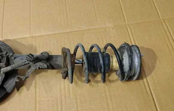 BMW 1 E81 E87 Front shock absorber with coil spring