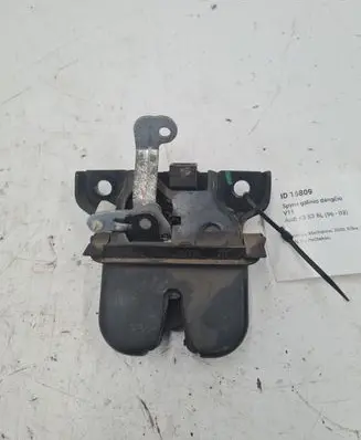 Audi A3 S3 8L Tailgate/trunk/boot lock/catch/latch 8L0827520C
