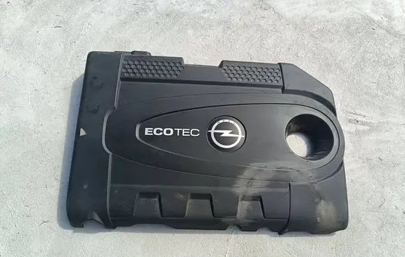 Opel Insignia A Engine cover (trim) 55562762 55567627