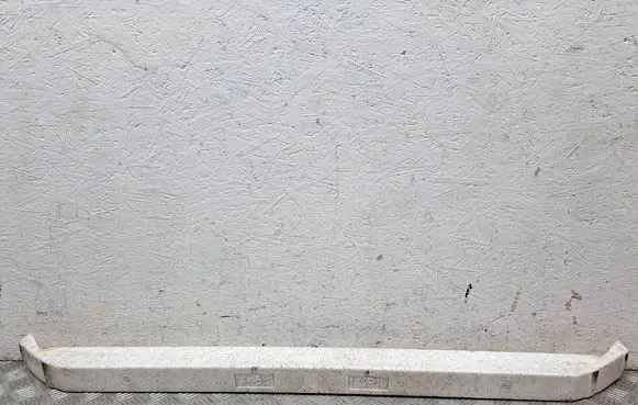Front bumper foam support bar