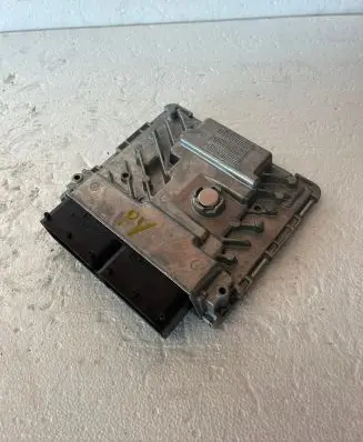 Audi A4 S4 B9 Engine control unit/module 06L907425B