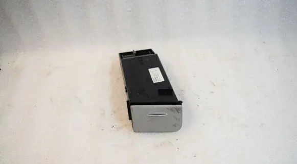 Mercedes-Benz E W211 Glove box 2116802052