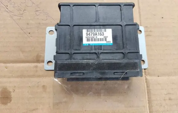 Mitsubishi Outlander Other control units/modules 9479A163 8827 V0T91282H