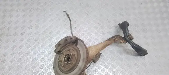 Nissan Navara D40 Front wheel hub