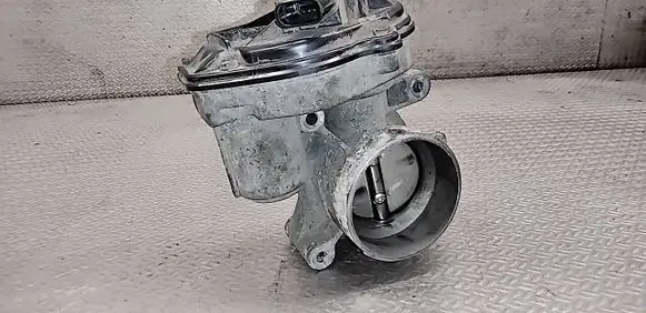 Ford Focus Throttle valve VP4F9U9E928AB