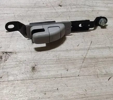 Suzuki Vitara (LY) Seat belt adjustment rail 