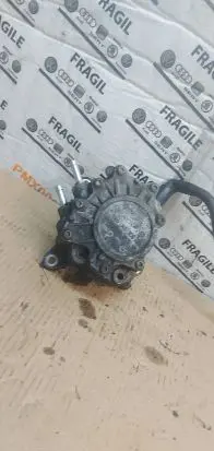 Volkswagen PASSAT B6 Vacuum pump 03G145209