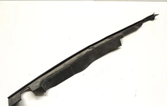 Audi A4 S4 B9 Fender end trim 8W0820582