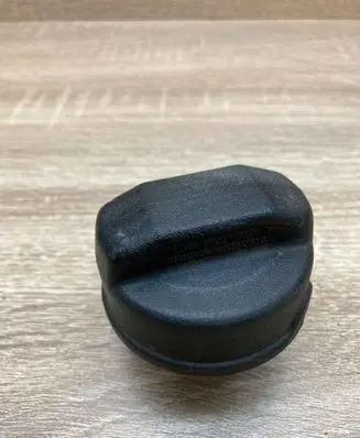Volkswagen PASSAT B5.5 Fuel tank filler cap 1H0201553B