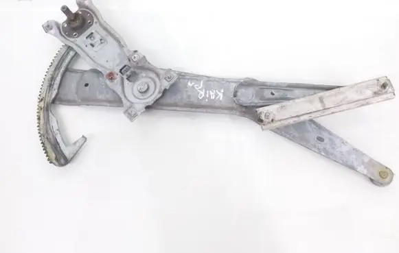 BMW 3 E30 Front door manual window regulator 1932393