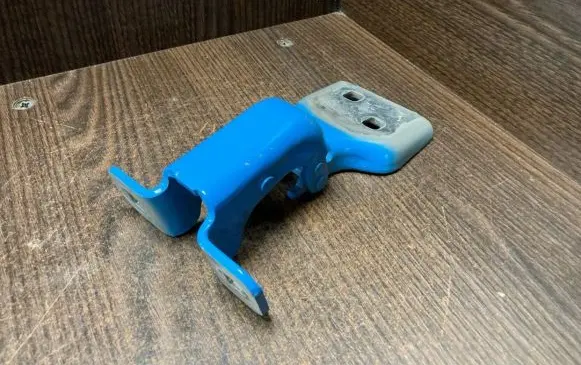 Renault Master III Front door upper hinge 804000006R