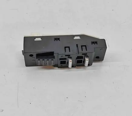 Peugeot 5008 II Interior fan control switch 9822330880