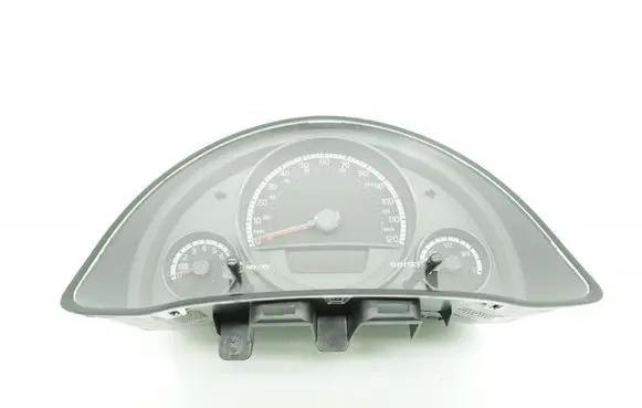 Speedometer (instrument cluster)