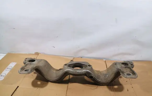 Audi A4 S4 B6 8E 8H Gearbox mounting bracket 8E0399263R