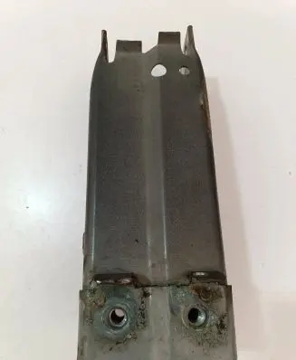 Opel Insignia A Front bumper shock/impact absorber 13235555