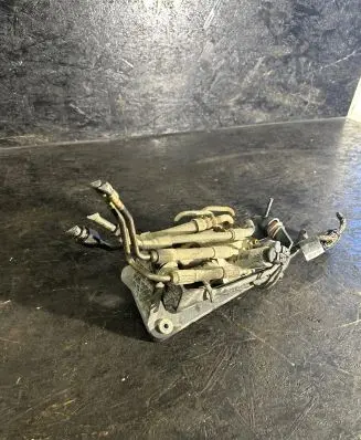 BMW 7 E65 E66 Active stabilizer control/valve assembly 6758704 80P048929RA H709EL06E