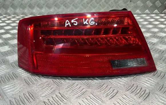 Audi A5 Sportback 8TA Rear/tail lights 8T8945095F