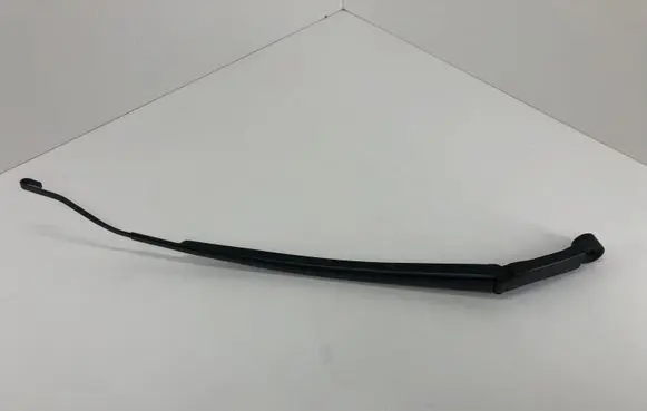 Toyota RAV 4 (XA40) Front wiper blade arm