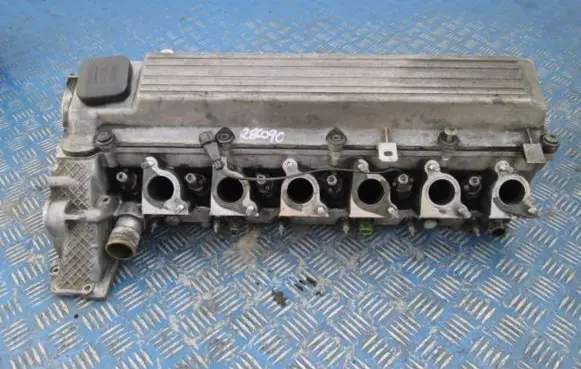 Opel Omega B1 Engine head 