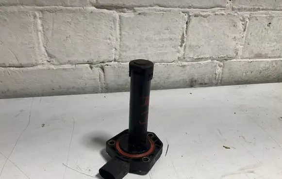 BMW 3 E90 E91 Oil level sensor 7607910 00403160B1