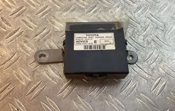 Lexus RX 450H Hand brake control module 8905048010 15181110730