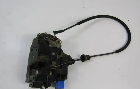 Volkswagen Polo III 6N 6N2 6NF Front door lock 3B1837015N