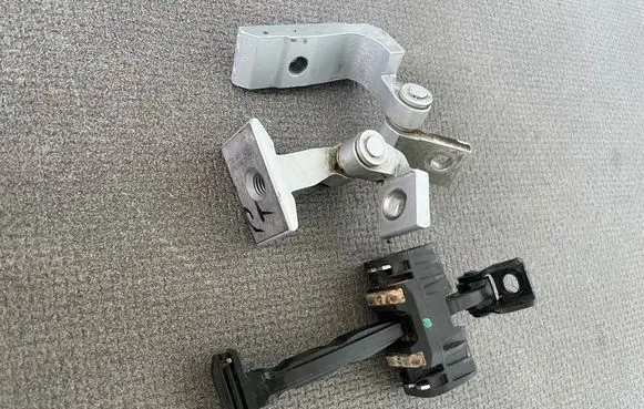 BMW 1 F20 F21 Rear door upper hinge 7246062 A078930 7246064