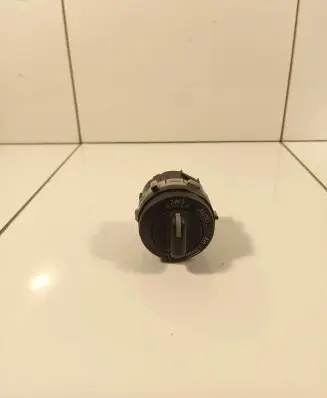 Other switches/knobs/shifts