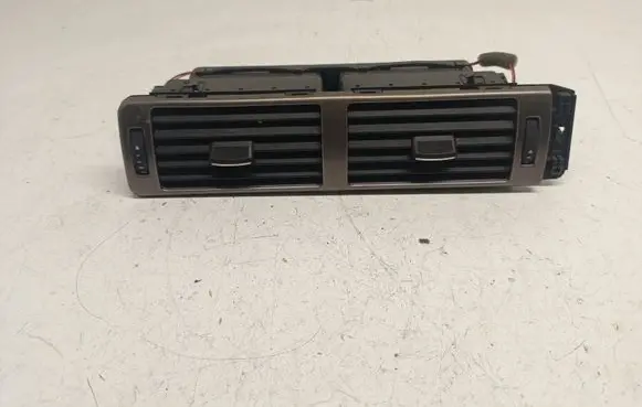 Audi A6 S6 C5 4B Dash center air vent grill 4B1820951