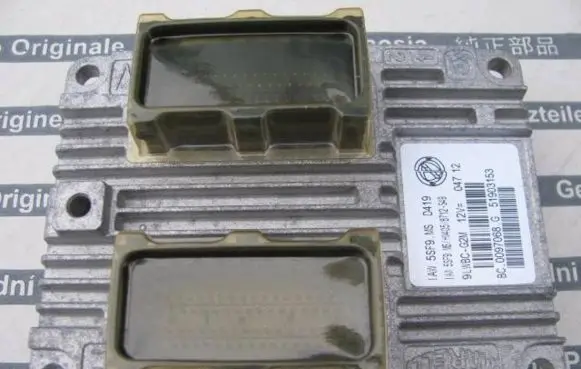 Fiat 500 Engine control unit/module ECU 51903153 IAW5SF9.MS 9LWBCG2M