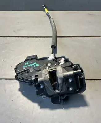 Jaguar XF X250 Front door lock 6W8A21812AD
