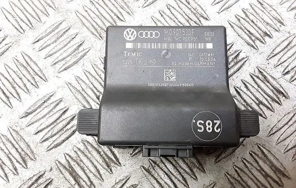 Volkswagen Touran I Gateway control module 1k0907530f 1k0907951