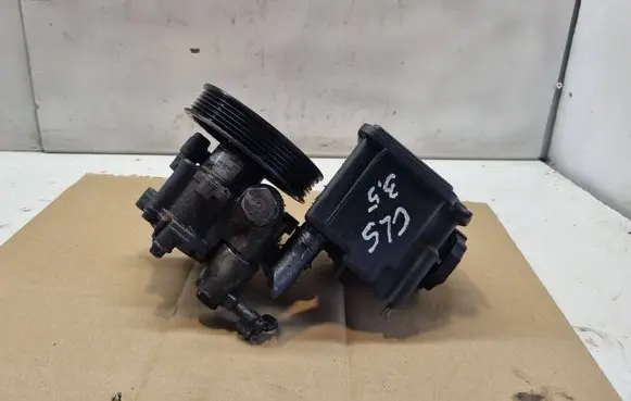Mercedes-Benz CLS C219 Power steering pump 0054661401 H2113593