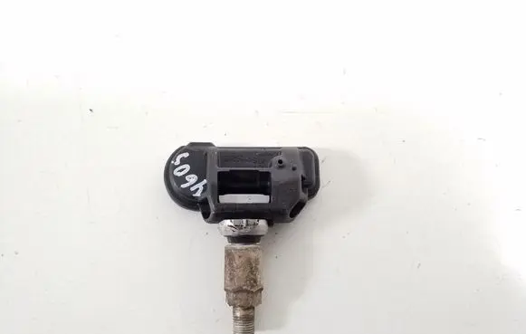 Mercedes-Benz A W176 Tire pressure sensor A0009050030
